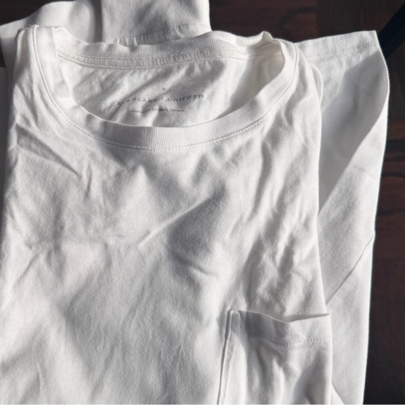 Everlane Classic White Short Sleeve Tee - Picture 3 of 3